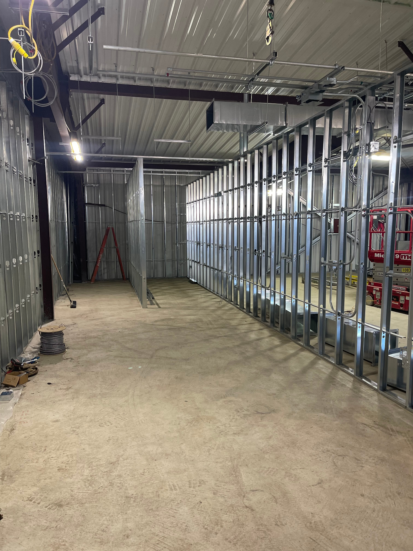 Light industrial warehouse built by MJNI Projects in the Wood Buffalo region